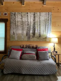 Cozy Cabin Retreat for All Seasons - Image 5