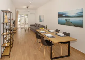 Beautiful apt near the sea by GHH - Image 5