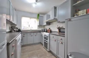 Family home in Great Dunmow for up to 5 guests - Image 3
