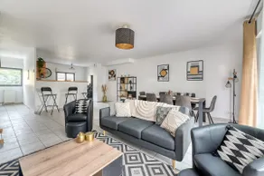Duplex with terrace and Parking in Villejuif - Image 3
