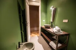 Spectacular ancient house with private garden - Image 4