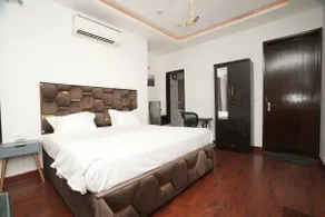 The Terrace Studio in Vasant Kunj - Image 4