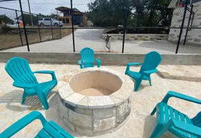Large Family Villa w/Game Room~Pickleball~Firepit - Image 3