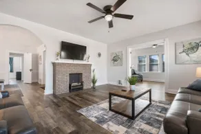 Large 2 Bed Apartment in The Heart of Canton - Image 4