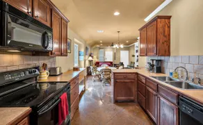 Peace at Skyview - 10 minutes to downtown Waco - Image 3