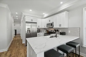 Luxury Stay in Phoenixville Boro - Image 3