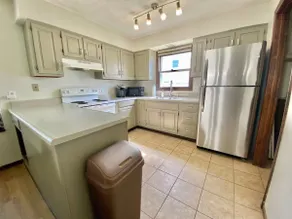 Restful Townhouse - Image 5