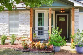 Cozy Walnut Creek Home in Austin - Image 2