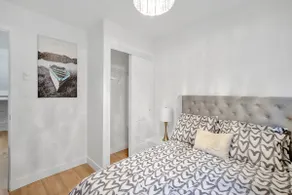 Coquitlam Luxury & Modern Unit - Image 2
