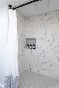 Cozy Quiet Suite - 2 Bedrooms and 2 Full Bathrooms - Image 3