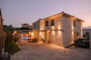 Stone Villa, near Heraklion - Image 2