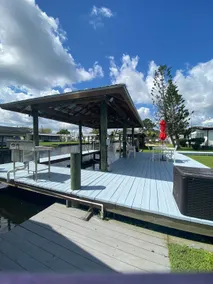 Moonlite Retreat-Waterfront home - Image 4
