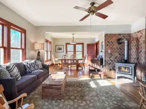 Family Friendly Modern Farmhouse 42 Private Acres - Image 5