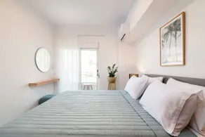 Comfort Stay - 3 min Walk to Beach & Town - III - Image 2