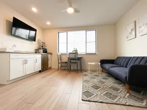 Clean New-Build Guest Suite in SE Denver - Image 5