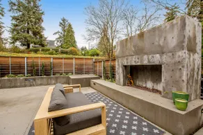 Newly Listed! Rare Modern Luxury in Milton - Image 3