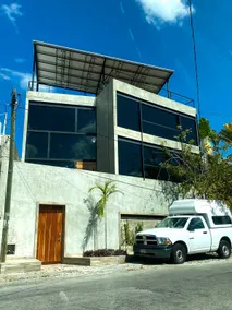 Studio with mezzanine near Paseo de Montejo - Image 2