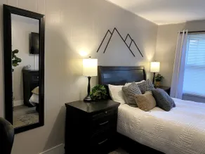 Modern, centrally located cottage - Image 4