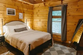 Hideaway Cabin |Hot Tub| Firepit | Wooded Stay - Image 4