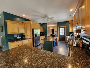 Lake George 6 Bedroom Home - Image 4