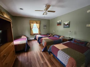 Lake George 6 Bedroom Home - Image 5