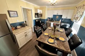 2 Kings, 4K TV, Grill, Fast Wi-Fi, No steps - Image 4