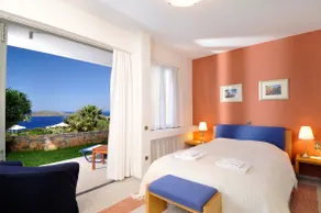 Elounda Two Bedroom Villa Shared Pool - Image 5
