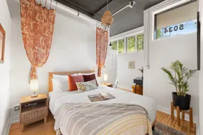 The Lincoln Square Hideaway - Image 3