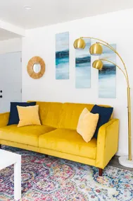 6 Minutes from Pier/ Laundry in unit/ Free Parking - Image 3