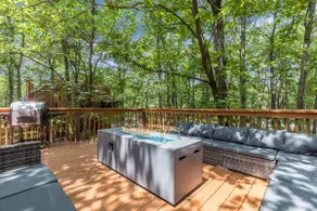 Modern Poconos Mansion 5BR 3BA | Hot Tub | Sauna + - Image 4