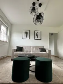 Apartment in charming villa 10 min from airport - Image 2