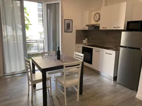 Emma house, comfort within walking distance of the lake - Image 2