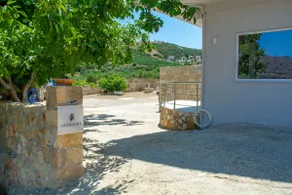Arismari House - Image 4