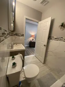 Living room + equipped kitchen | Fast Wi-Fi and parking - Image 2