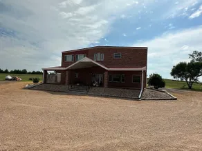 Creekside Calamus West Cabin - Image 2