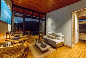 River Cabin - Image 3