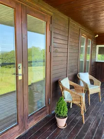 Wooden house with panoramic view - Image 4