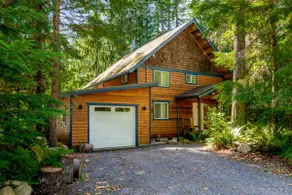 Cozy Mt Baker Cabin w/ Hot Tub + Fire Pit - Image 2
