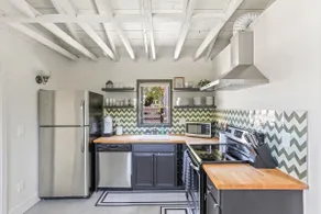 Cozy and Bright Guesthouse in North Park - Image 5