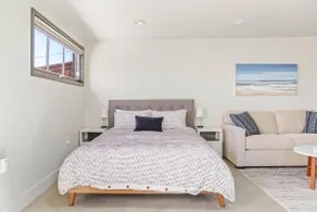 Cozy and Bright Guesthouse in North Park - Image 2