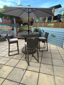 Spacious Family Coastal Home Exmouth Sleeps 6 - Image 5
