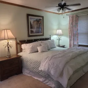 Riverside Retreat - Image 5