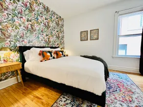 Colorful & Peaceful Boho-Chic Unit in Logan Square - Image 2