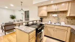 Home Away from Home | Prime Location | 1B1B Apt - Image 3