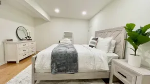 Home Away from Home | Prime Location | 1B1B Apt - Image 4
