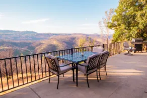 Mountain Retreat & Spa, 10 Acres - Image 2
