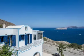 Three bedrooms apartment with sea view. - Image 3