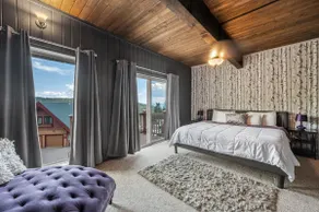 Great location! Historic condo. Mountain Views - Image 2