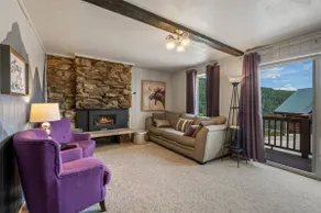 Great location! Historic condo. Mountain Views - Image 3