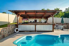 Hideout Haven Hot Tub Private Pool - Image 4